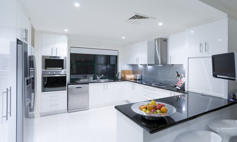 muebles de cocina con columnas